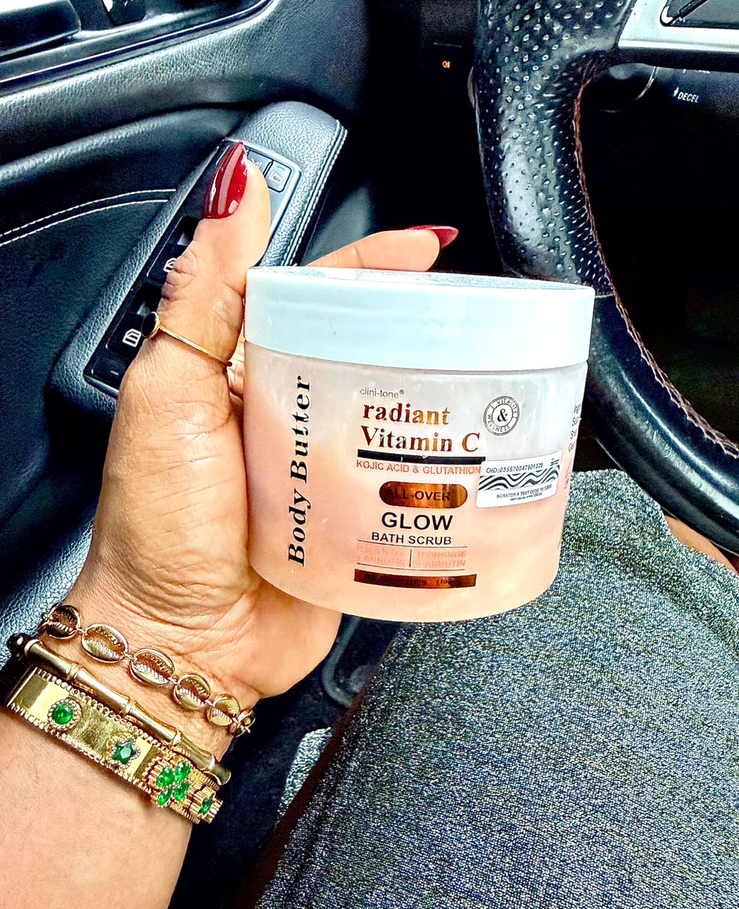 Body Butter Radiant Vitamin C Bath Scrub